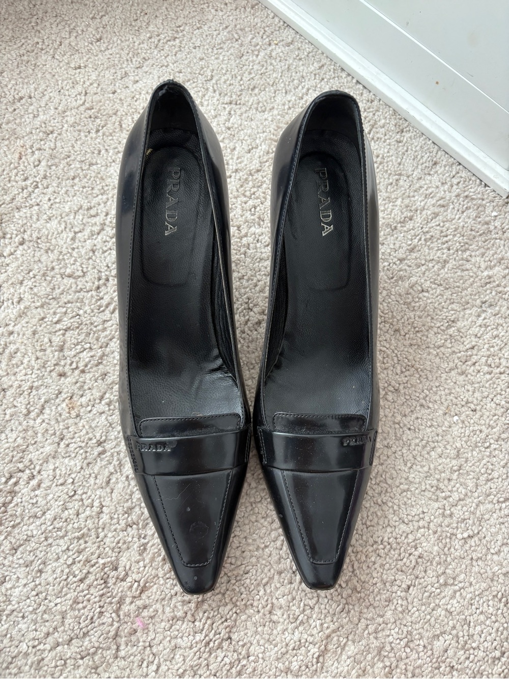 Prada Black Pointed Leather Kitten Heel